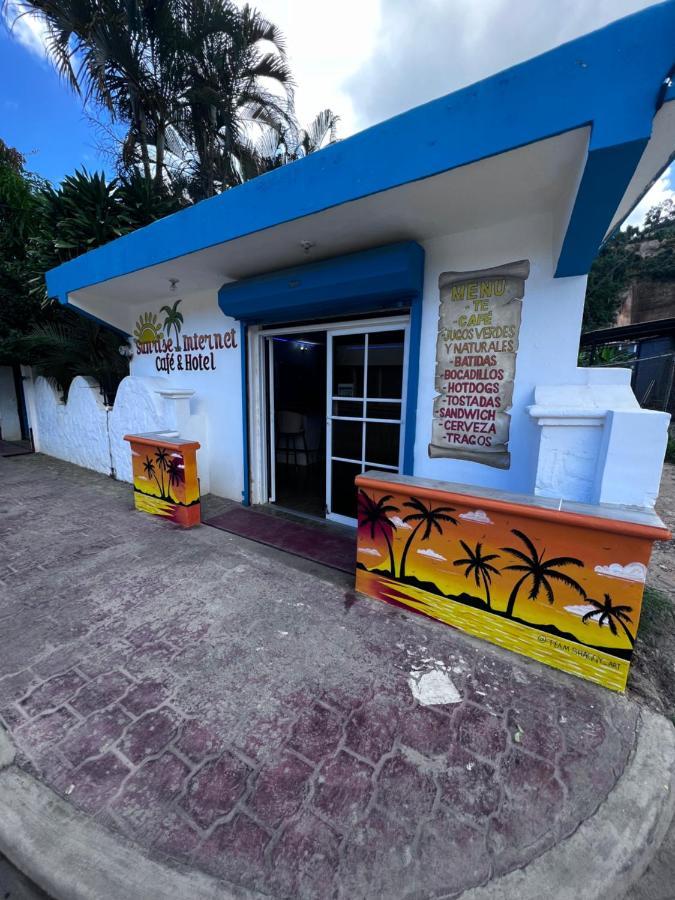 Sunrise Internet Cafe And Hotel Las Terrenas Exterior foto